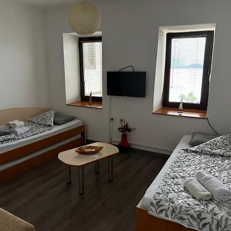 Savin Apartment โอครีด ภายนอก รูปภาพ