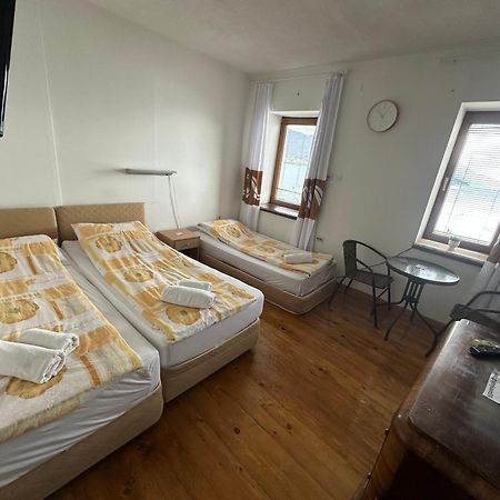 Savin Apartment โอครีด ภายนอก รูปภาพ