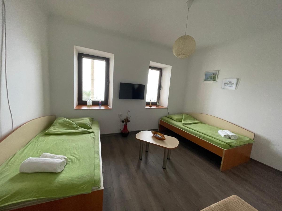 Savin Apartment โอครีด ภายนอก รูปภาพ
