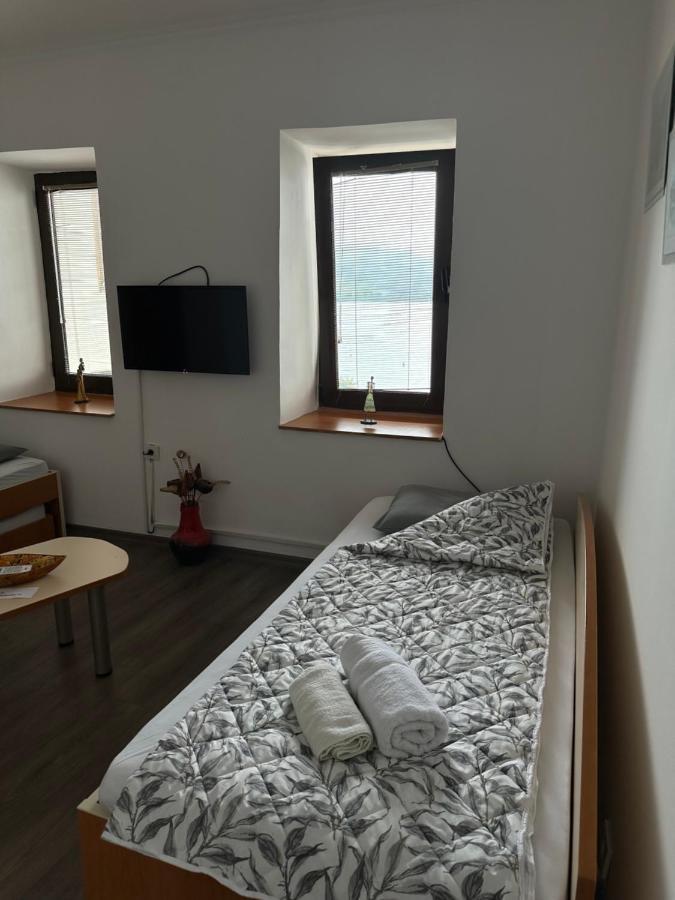 Savin Apartment โอครีด ภายนอก รูปภาพ