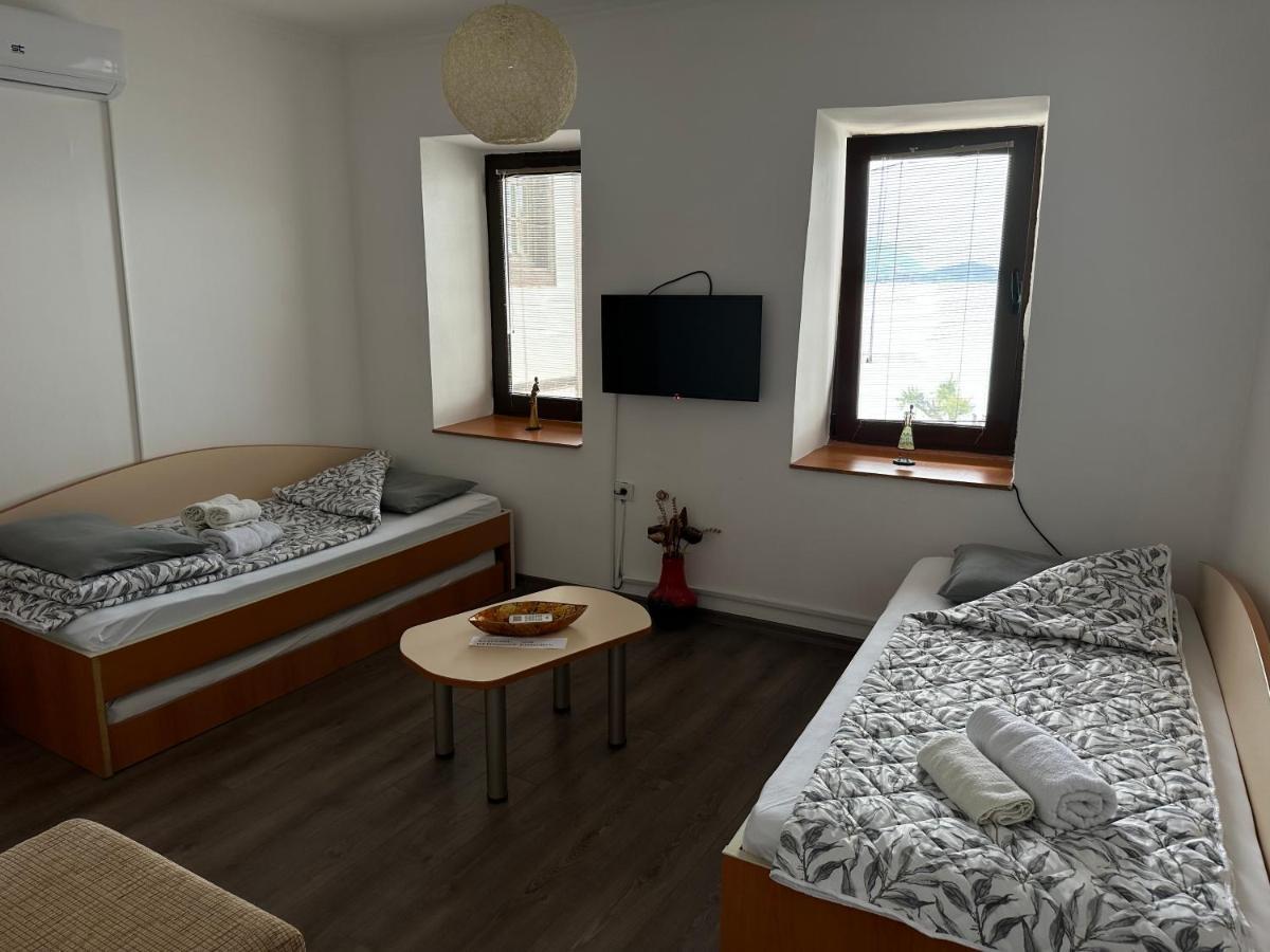 Savin Apartment โอครีด ภายนอก รูปภาพ
